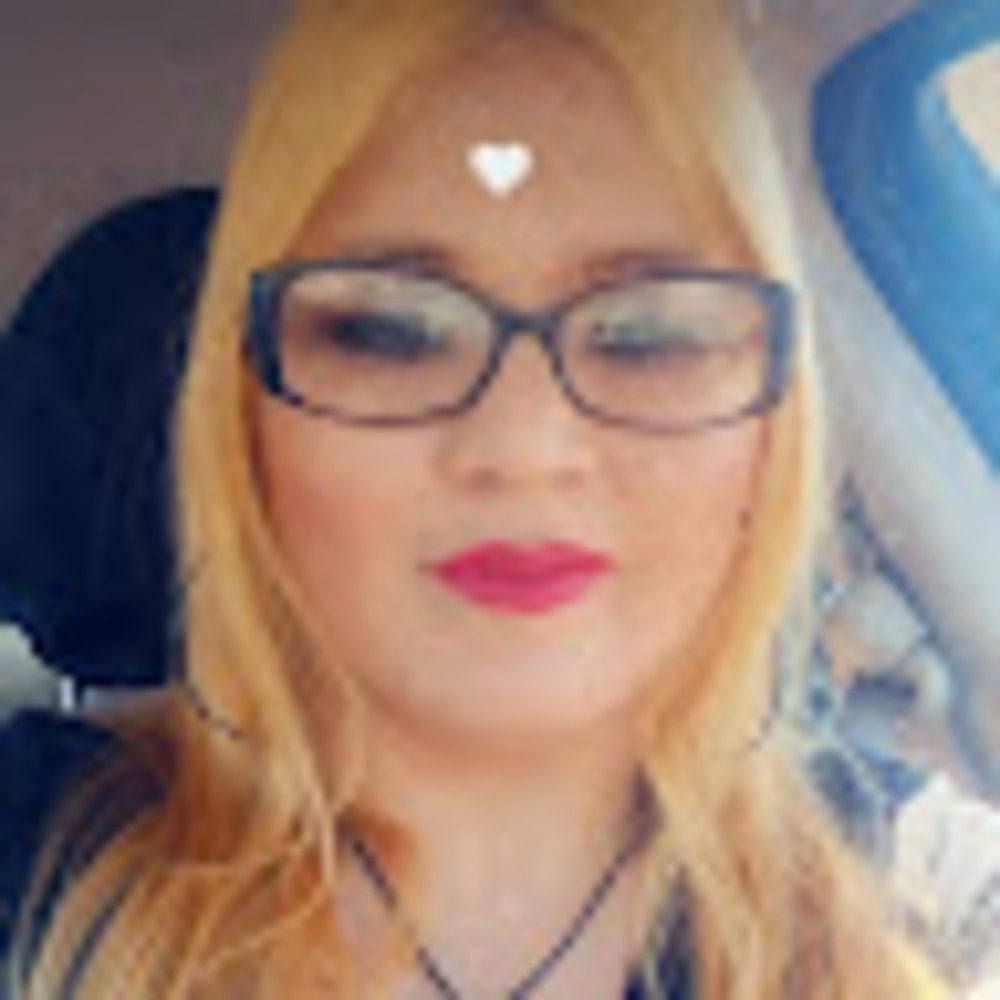 Meet your Posher, Ana